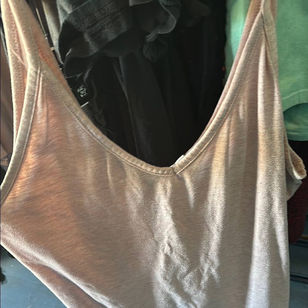Women's light pink Tank Top